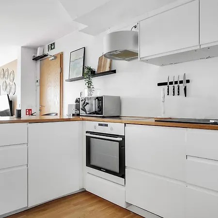 Prime Location Gem In The Heart Of * Reykjavik