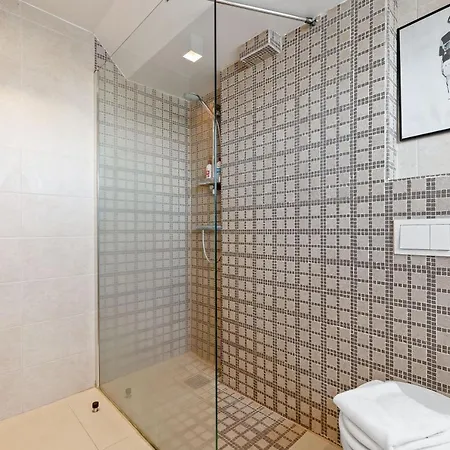 Prime Location Gem In The Heart Of Apartment